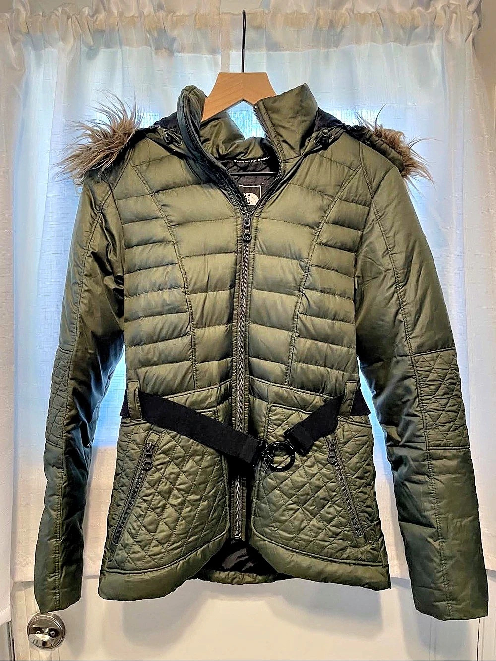 The North Face 600 Goose Down Belted Faux Fur Hood Puffer Jacket Puffer Jacket